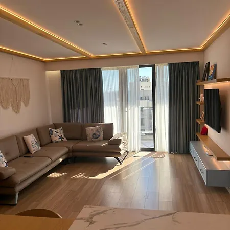 Mediterranean Escape Apartment *