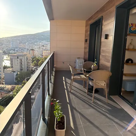 Mediterranean Escape * Sarandë